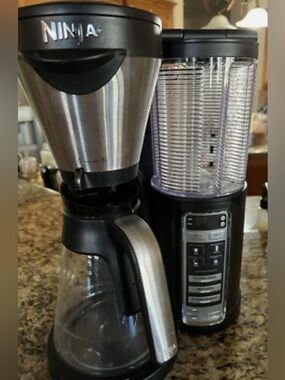 Ninja Coffee Bar Auto-iQ Brewer with Thermal Carafe